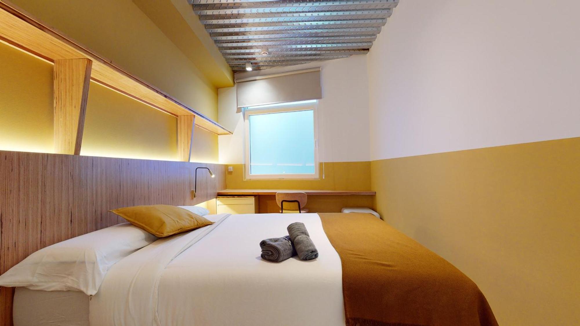 Ola Living Hostal Tetuan Madrid Ngoại thất bức ảnh