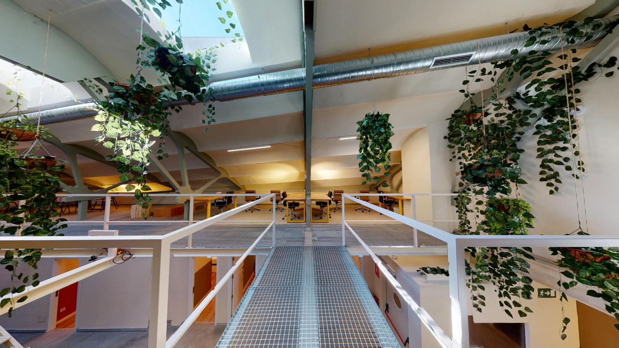 Ola Living Hostal Tetuan Madrid Ngoại thất bức ảnh